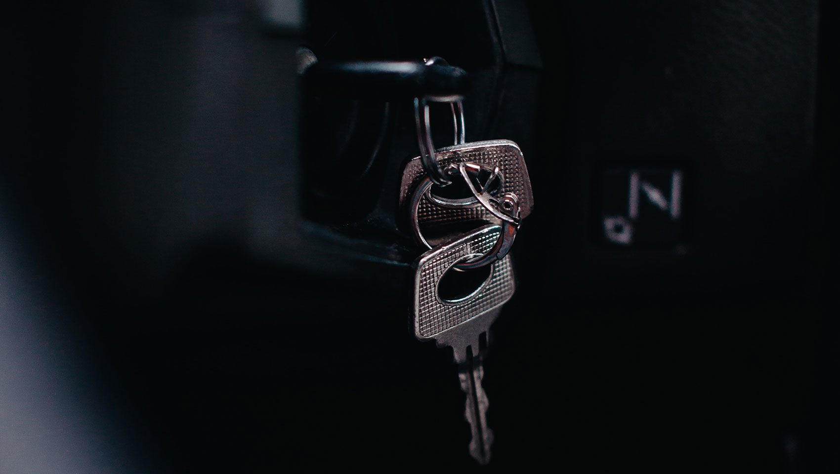 theta car keys in ignition