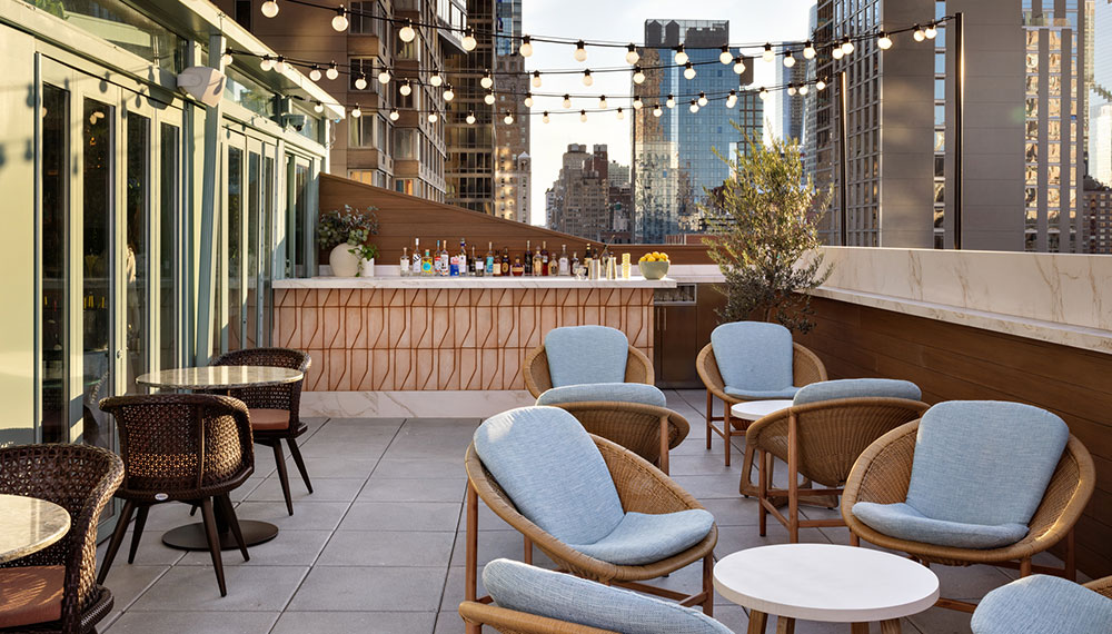 Bar Sprezzatura Rooftop seating
